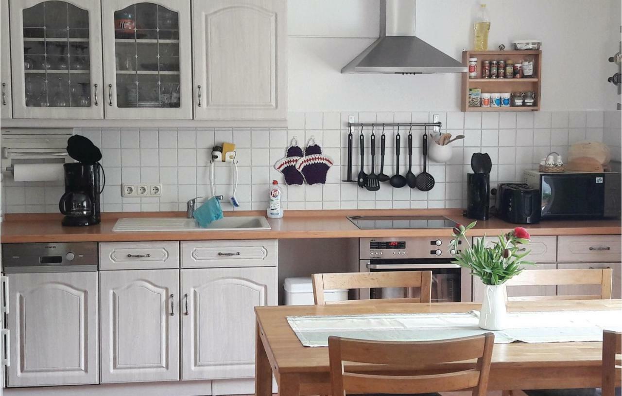 Awesome Home In Alt Schwerin With Wifi Extérieur photo
