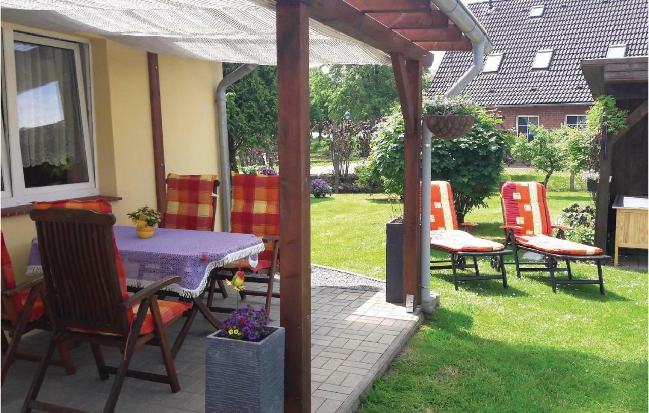 Awesome Home In Alt Schwerin With Wifi Extérieur photo